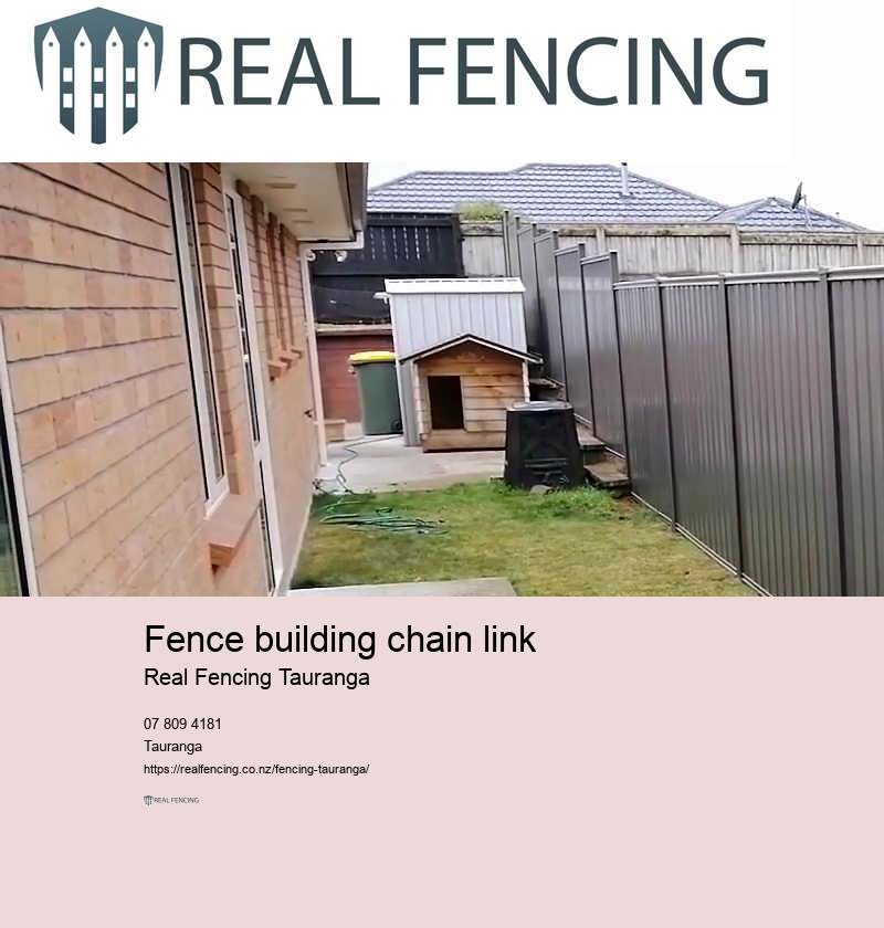 Types of metal fencing