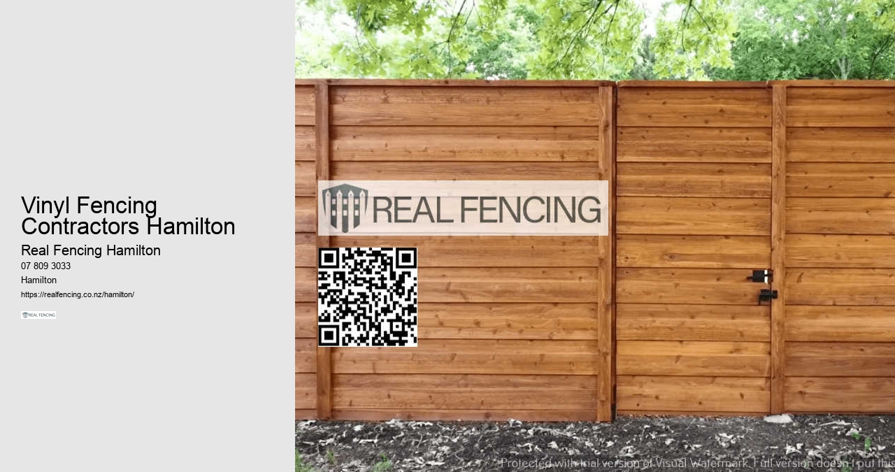 Vinyl Fence Installation Hamilton