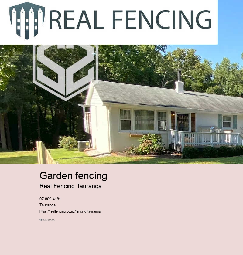 Types of timber fencing